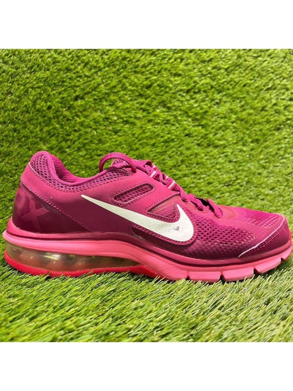 Nike Air Max Defy RN Cereja Rosa Pink White Womens Size 7 Running Shoes Sneakers